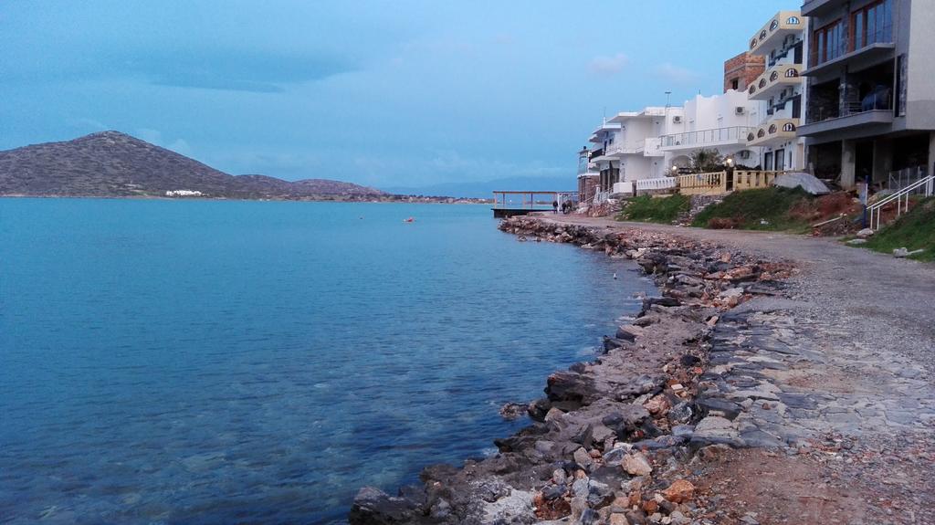 Eleftheria Sea Side Traditional House Элунда Экстерьер фото